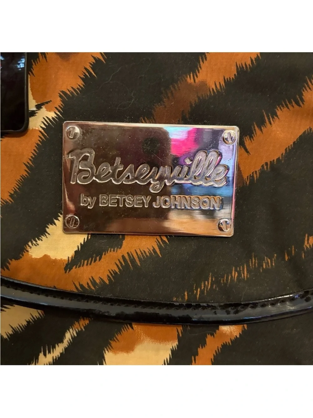 Betsey Johnson Brown Black Tan Tiger-Print Tote EUC